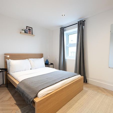 The Battersea Place - Charming 4Bdr Flat London Bagian luar foto