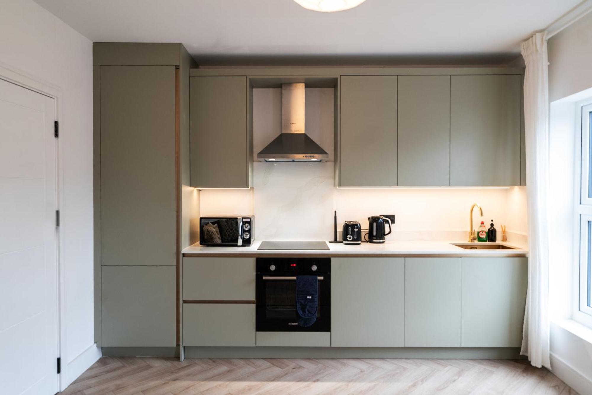 The Battersea Place - Charming 4Bdr Flat London Bagian luar foto