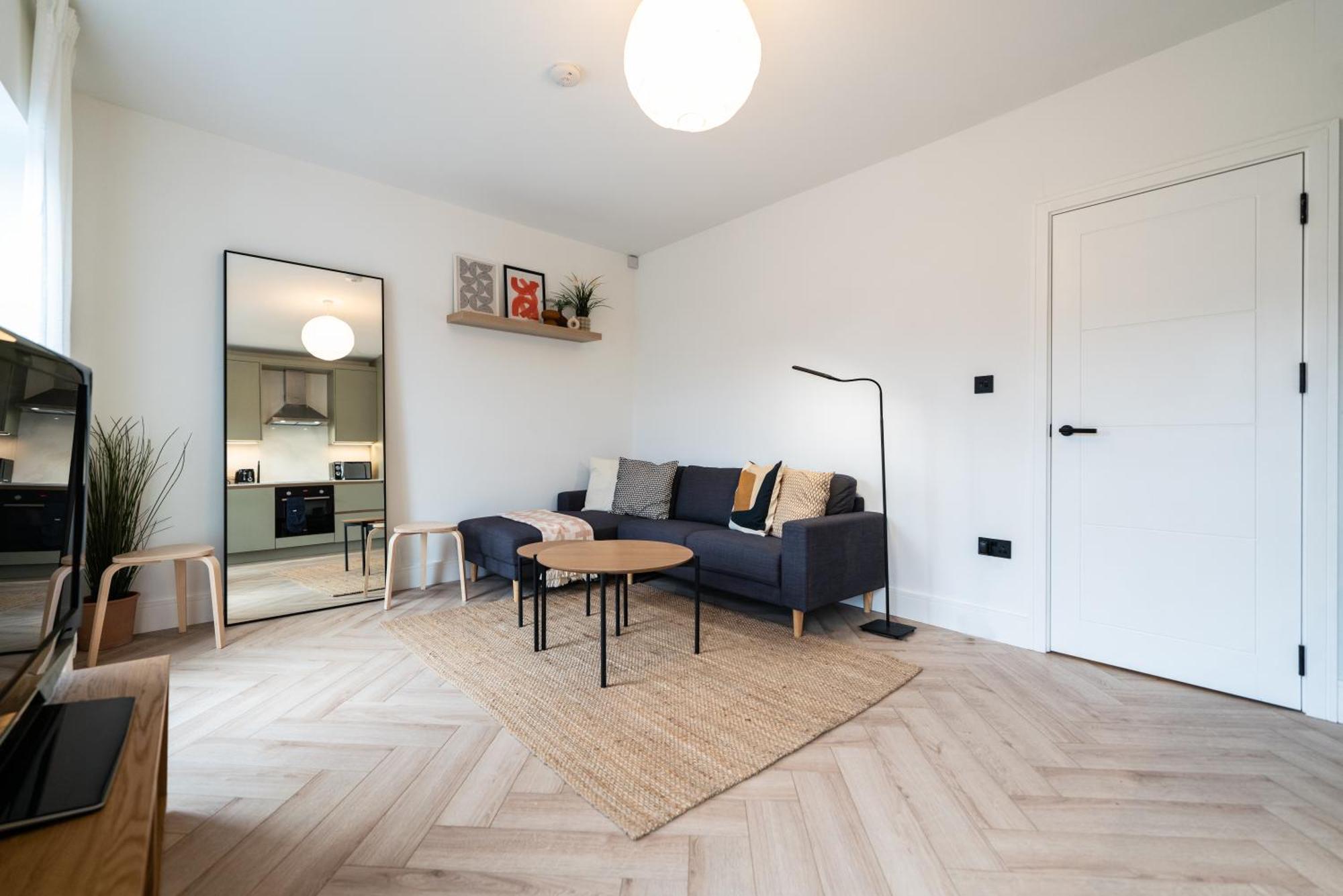 The Battersea Place - Charming 4Bdr Flat London Bagian luar foto